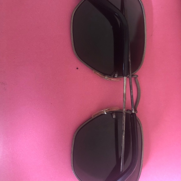 VINTAGE RAYBAN WIRE FRAME SUNGLASSES - Picture 2 of 4